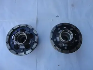 Front wheel hubs for Porsche 911