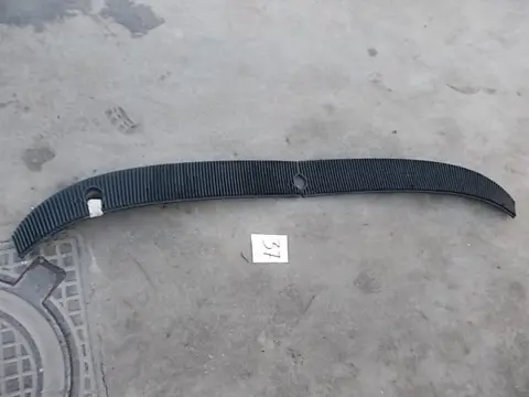 Windscreen grill Ferrari Mondial t