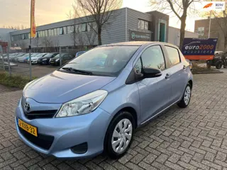Toyota Yaris 1.0 VVT-i Comfort - AIRCO - KEURIGE STAAT - NAP !