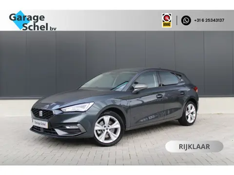 SEAT Leon 1.4 TSI eHybrid PHEV FR - ACC - Carplay - Stoel/Stuurverwarming - LED - Navi - Trekhaak af