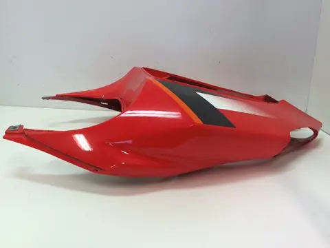 ACHTERKUIPDEEL Aprilia RSV 1000 2004 - 2005