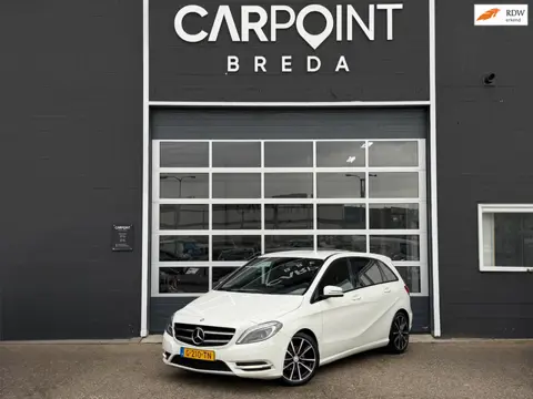 Mercedes-Benz B-klasse 180 Ambition, NAVI, LEER, CAMERA, CLIMA, CRUISE, NW APK