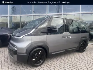 Kia PV5 Passenger Plus 71.2 kWh Nieuw! | Wilt u snel rijden? Bel ons voor een scherp voorstel!!