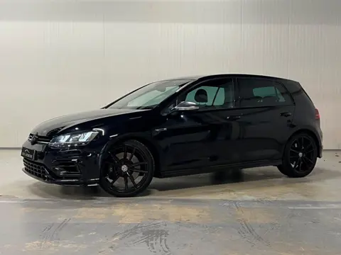Volkswagen Golf 2.0 TSI R 4Motion | VIRTUAL DASH | BLACK EDITION | DCC | CARPLAY