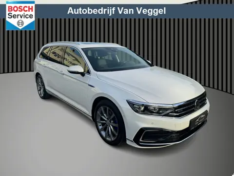 Volkswagen Passat Variant 1.4 TSI PHEV GTE virtual cockpit, head up, pano, trekhaak