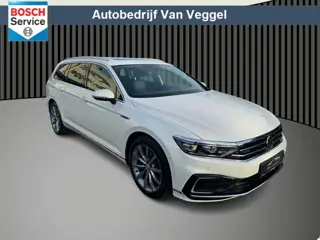 Volkswagen Passat Variant 1.4 TSI PHEV GTE virtual cockpit, head up, pano, trekhaak