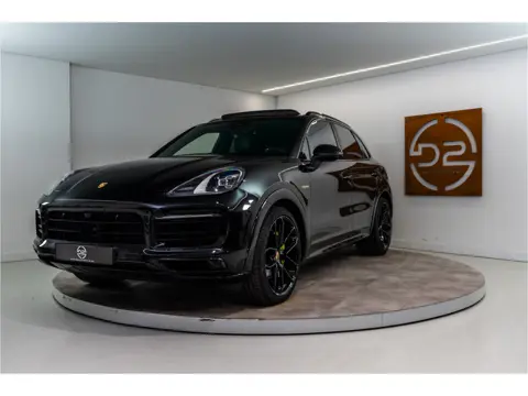 Porsche Cayenne 3.0 E-Hybrid 462PK | Sport Design | Pano | 22'' | Luchtvering | Bose | Garantie
