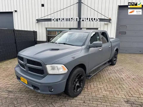 Dodge Ram 1500 5.7 V8 Quad Cab 6'4