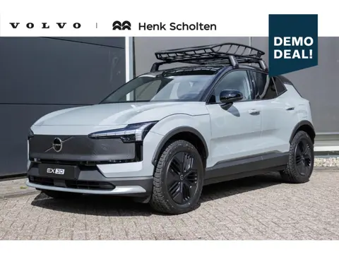 Volvo EX30 Cross Country Twin Motor Performance Ultra 69 kWh Panoramadak | Google Navigatie | Verwar