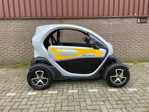Renault Twizy Urban SOH 82% documenten aanwezig