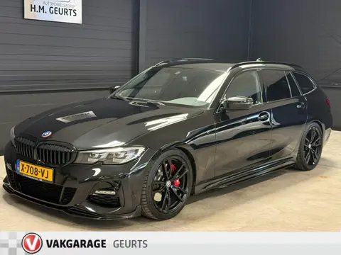 BMW 3 Serie Touring 330i M Sport Automaat 19inch Camera Xenon Volledig Onderhouden!