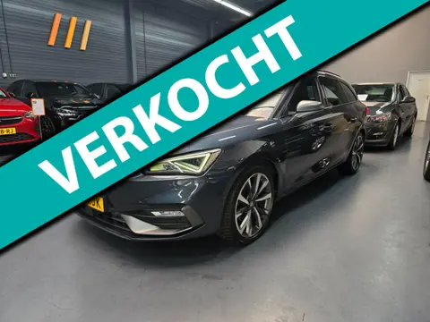 Seat Leon Sportstourer 1.5 TSI FR Launch PANORAMA CAMERA LED TREKHAAK NAP NL AUTO