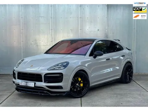 Porsche Cayenne Coupé 3.0 E-HYBRID PANO MAXTON NAP 22INCH