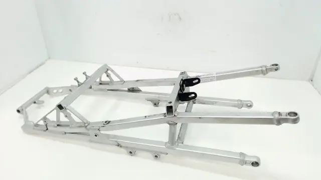 ACHTER SUBFRAME Aprilia Tuono 1000 2006 - 2008