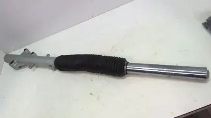 VOORPOOT RECHTS COMPLEET Triumph Tiger 1999 - 2001