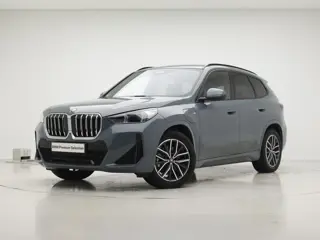 BMW X1 xDrive25e M-Sport | Panorama | Voorbereiding Driving Assistant Plus | Trekhaak | Camera