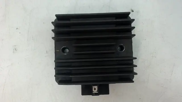 SPANNINGSREGELAAR Yamaha YZF R6 2003 - 2005