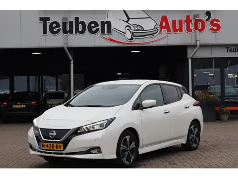 Nissan LEAF N-Connecta 40 kWh 91,1% SOH, Navigatie, Cruise control, 360 Camera, Stoelverwarming, Led