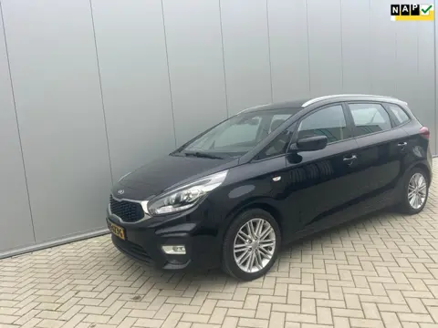 Kia Carens 1.6 GDi First Edition