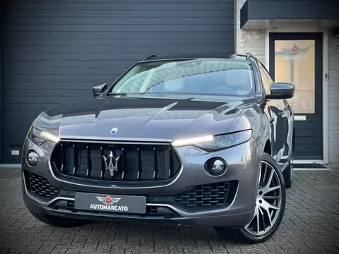Maserati Levante 3.0 V6 AWD | BTW verrekenbaar | 21 Inch | Panorama dak | Luchtvering | Leder | Carp