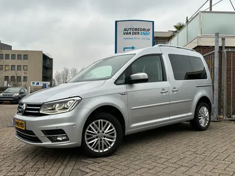 VOLKSWAGEN CADDY 1.4 TSI Highline  5-pers.  LED  Camera  Trekhaak  NAVI 