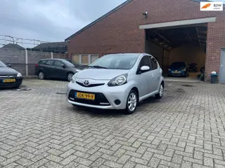 Toyota Aygo 1.0-12V Now