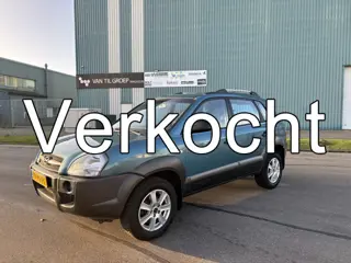 Hyundai Tucson 2.0i Active 142 PK. Als nieuw rijdende inruilauto met nieuwe APK !!! Distributieriem 