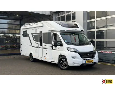 Adria Matrix 670 SC 9 Traps Automaat
