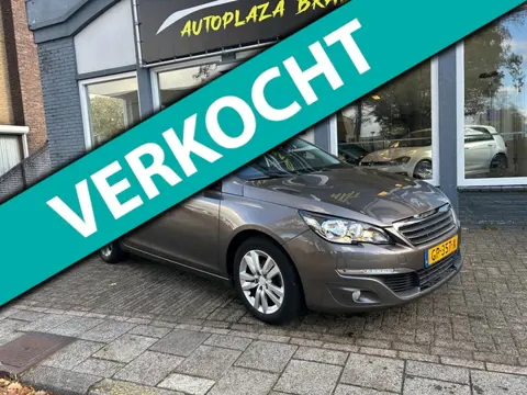 Peugeot 308 1.2 PureTech / NAVI / CRUISE / BLEUTOOTH