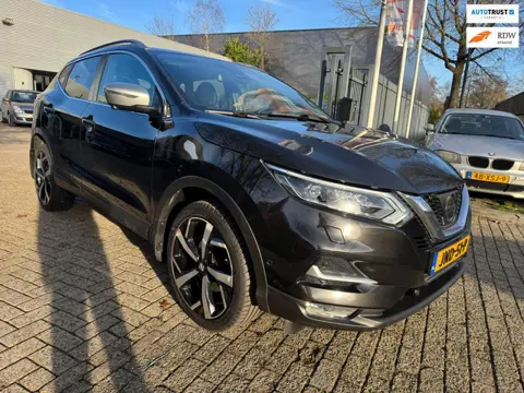 Nissan Qashqai 1.2 Tekna exclusive, leder, panorama, trekhaak, navi, cruise, camera pdc, multi-stuur