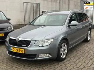 Skoda Superb Combi 1.6 TDI Greenline Ambition Business Line BJ: 2012 NAVI AIRCO CRUISE CONTROL NETTE