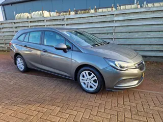 Opel Astra Sports Tourer 1.0 Online Edition Navigatie