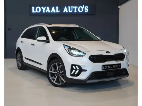 Kia Niro 1.6 GDi Hybrid ExecutiveLine | AUT | XENON | LEER | VOL OPTIES | APK | NAP.