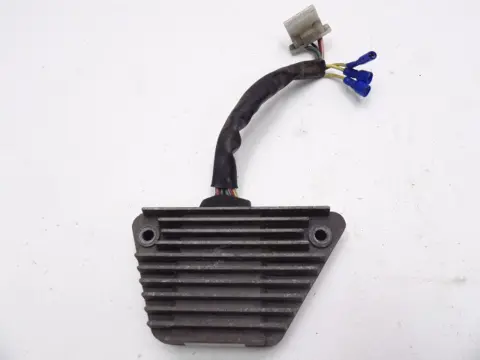 SPANNINGSREGELAAR Honda VT 500 1983 - 1986