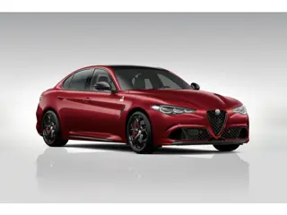 Alfa Romeo Giulia 2.9 T Quadrifoglio Rosso Etna Sparco Seats - Nieuw