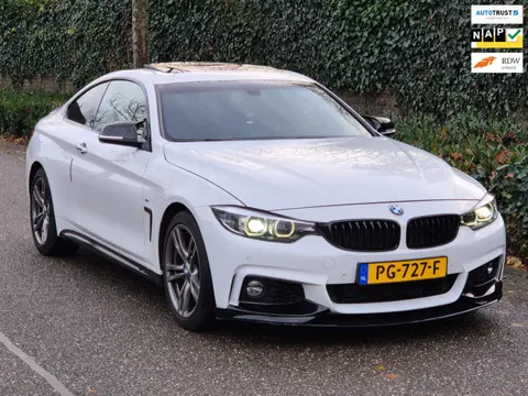BMW 4-serie Coupé M Sprt Schuifdak Coupé Apple CarPlay Nap NL High Executive F33 M4 uitlaat Spoiler
