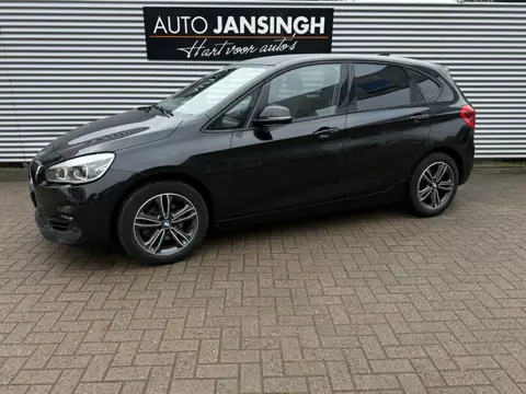 BMW 2 Serie Active Tourer 218i High Executive Edition!! | Stoelverwarming | PDC V+A | Navigatie | Cr