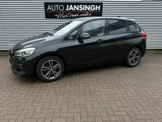 BMW 2 Serie Active Tourer 218i High Executive Edition!! | Stoelverwarming | PDC V+A | Navigatie | Cr