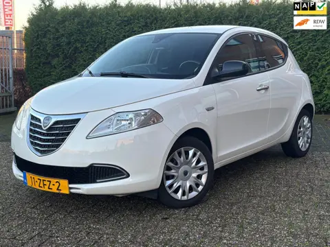 Lancia Ypsilon 0.9 TwinAir Gold, Nap, Apk, Airco, 5-drs, Elek pkt