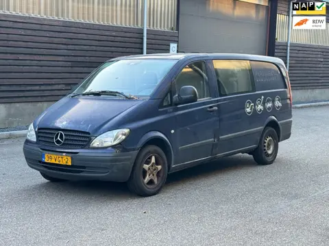 Mercedes-Benz Vito 109 CDI 320 Lang DUBBELE CABINE / VERSNELLINGSBAK MAAKT GELUID