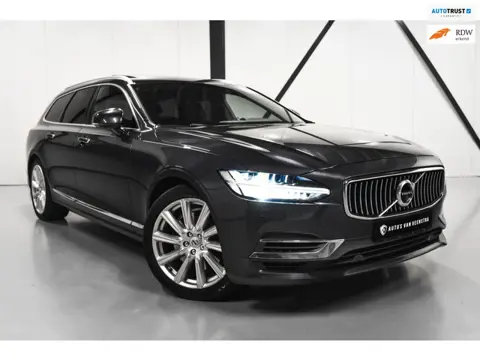 Volvo V90 2.0 T8 AWD Inscription | 20" | B&W | PANO | Trekhaak | Massage | Dealer onderhouden