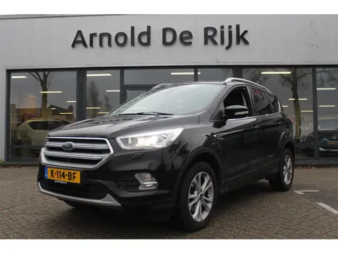 Ford Kuga 1.5 EcoBoost Titanium, 2000kg trekvermogen