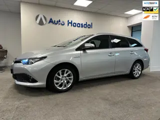 Toyota Auris 1.8 Hybrid Lease|PANO|BTW-AUTO|1e EIG|FACELIFT