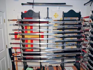Grootste zwaarden winkel! (sabel, mes, zwaard, messen, dolk