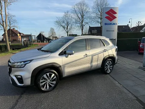 Suzuki S-Cross 1.4 Boosterjet Style Smart Hybrid // 1500 kilo trekgewicht // PANO // Nieuwstaat // S