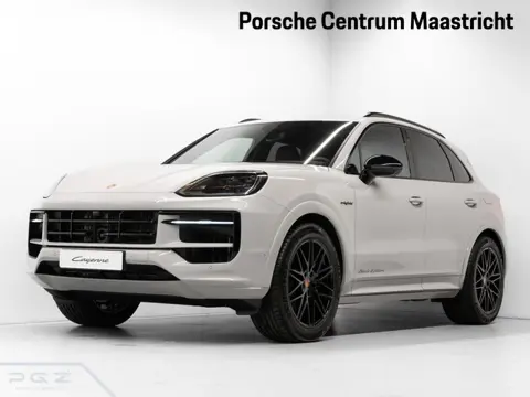 Porsche Cayenne E-Hybrid Black Edition