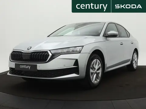 Skoda Octavia First Edition 1.5 TSI m-HEV 85 kW / 115 PK Hatchba Škoda Octavia First Edition 1.5 TSI