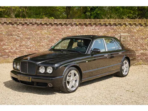 Bentley Arnage T "Diamond Black" VAT CAR! Executed in "Diamond Black" over "Beluga" (black) leather 