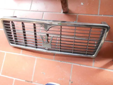 Front grill for Maserati Biturbo