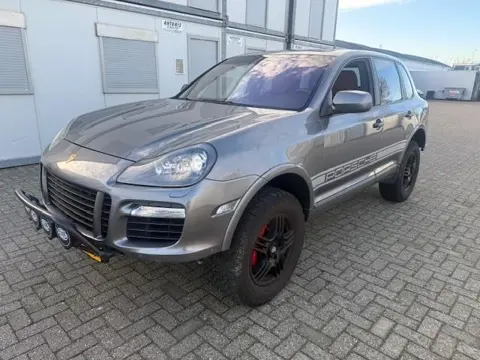 Porsche Cayenne 4.8 Turbo BAJA uitgevoerd lees tekst